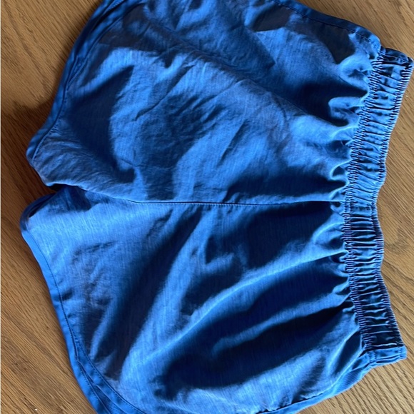 Nike Dri-fit Shorts (2) - Picture 8 of 10